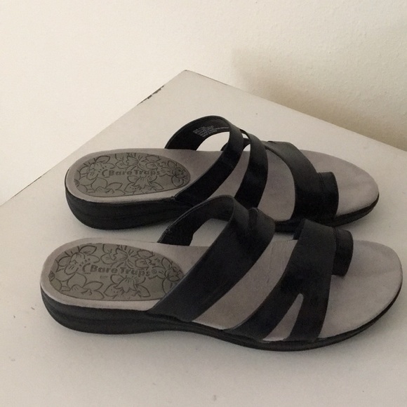 bear trap sandals black